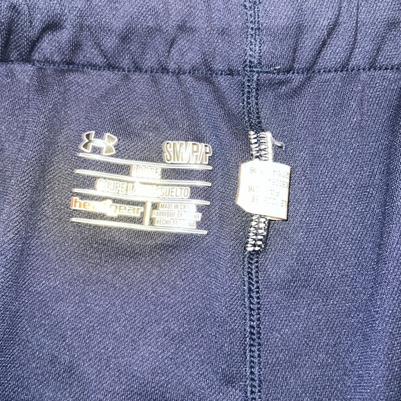 Under Armour Shorts Blue Womens Small - Picture 4 of 5